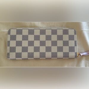 Louis Vuitton Cle’mence Damier Azur Canvas zip around wallet